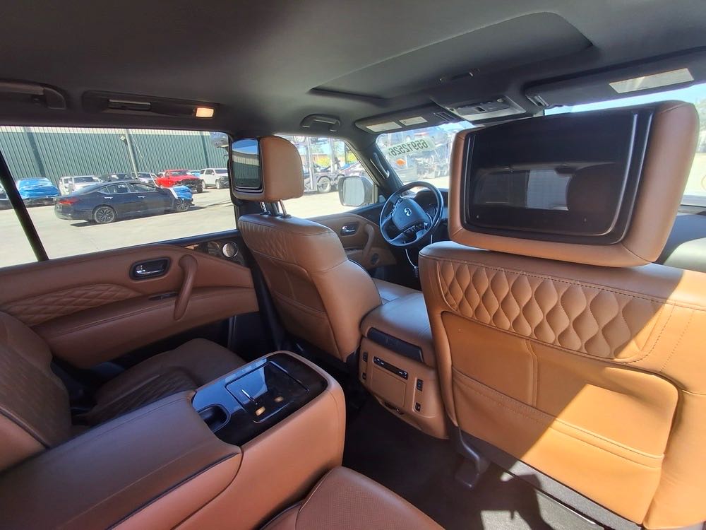 Car Image 2023 INFINITI QX80