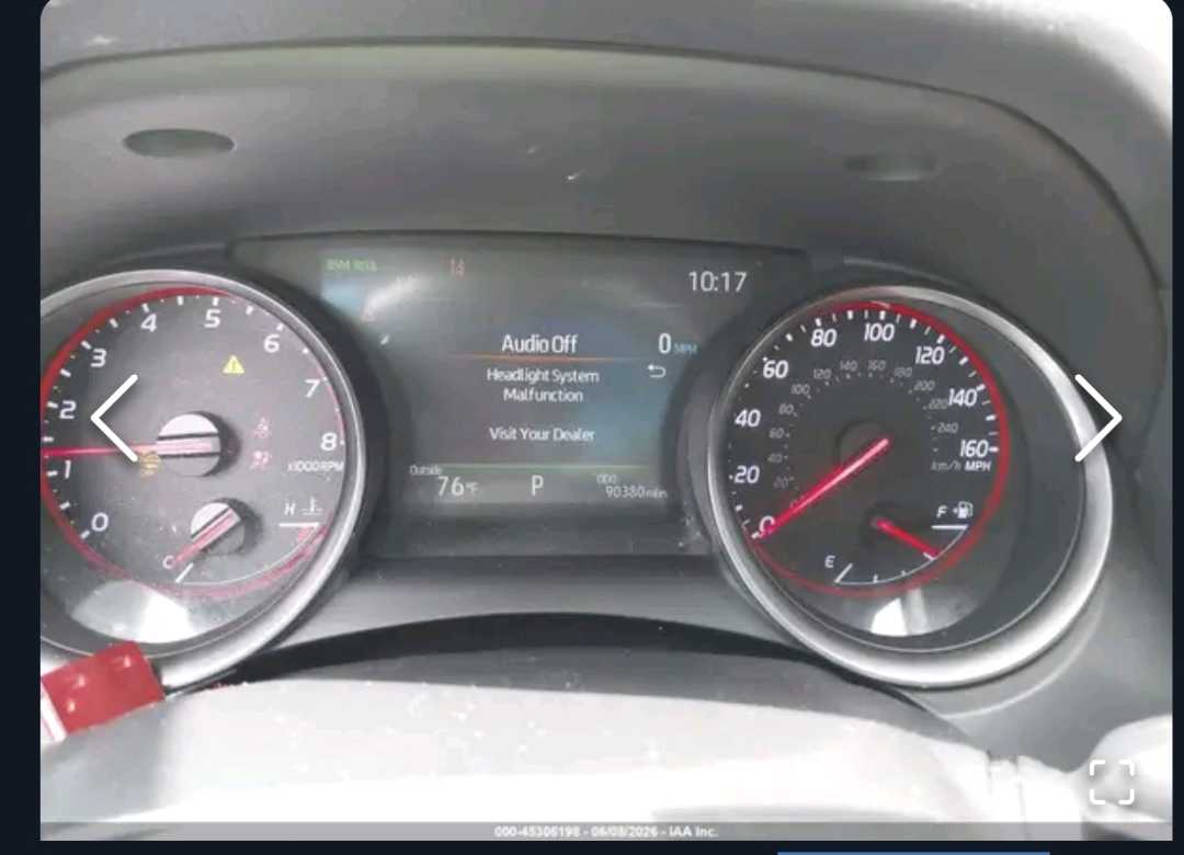 Car Image 2021 TOYOTA CAMRY