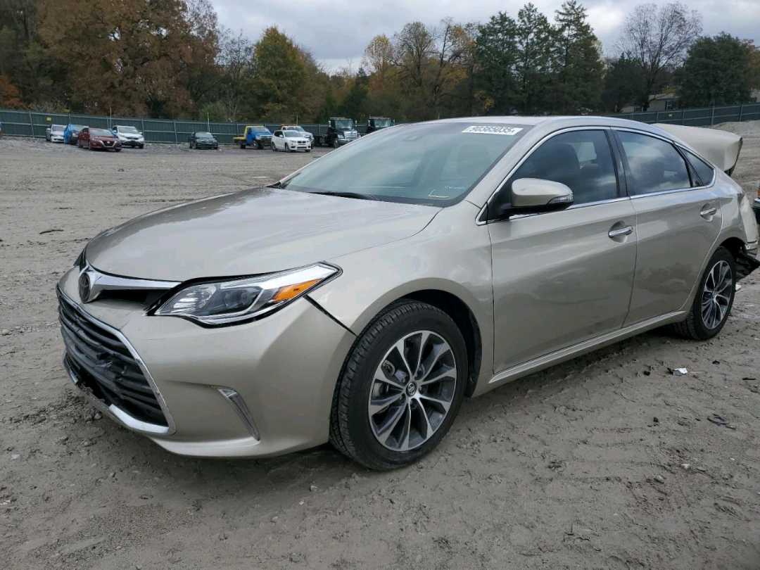 Car Image 2018 TOYOTA AVALON