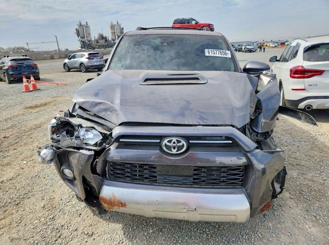 Car Image 2020 TOYOTA 4RUNNER