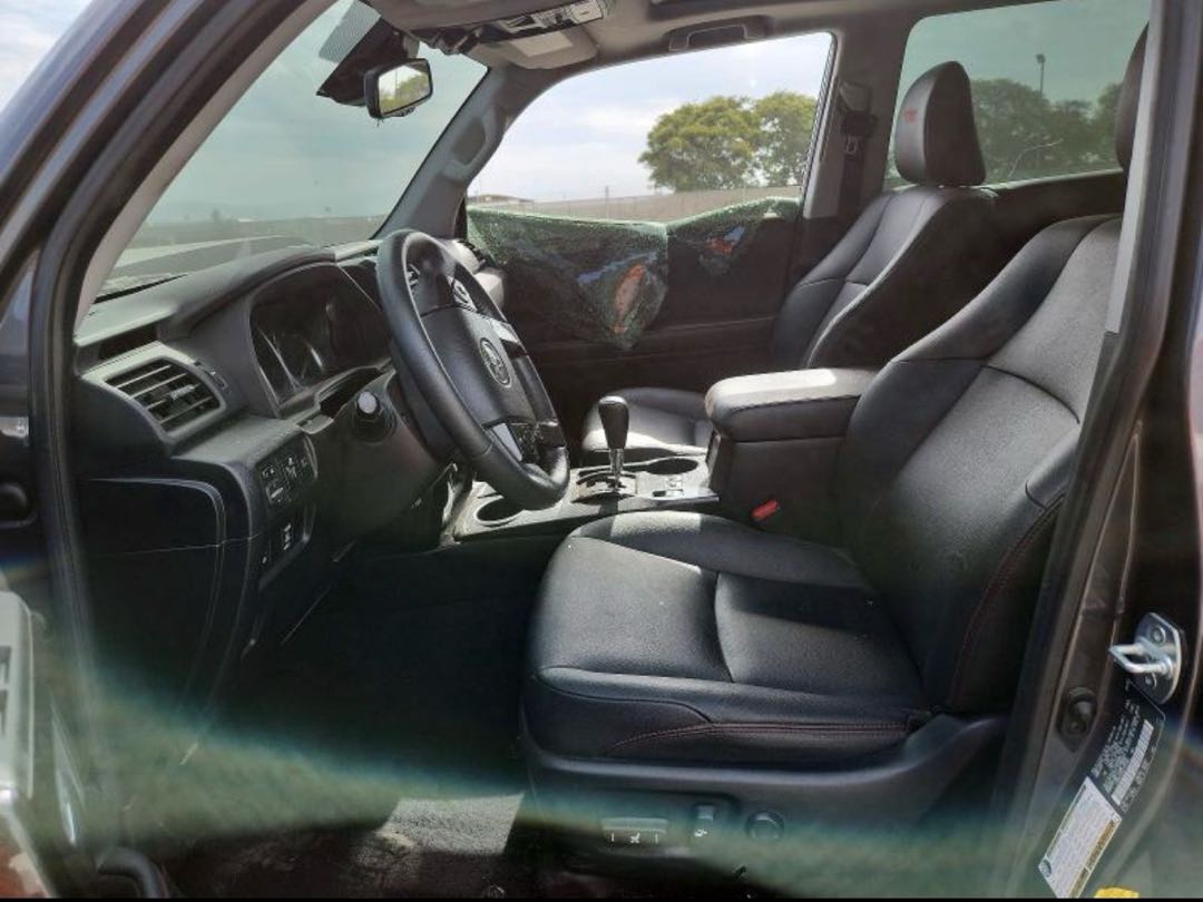 Car Image 2020 TOYOTA 4RUNNER