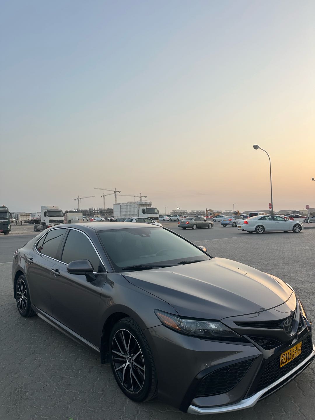 Car Image 2021 TOYOTA CAMRY SE