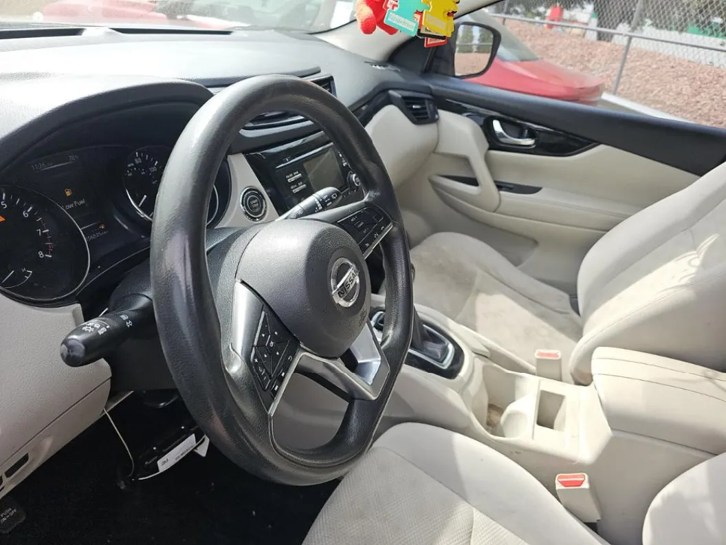 Car Image 2018 NISSAN ROGUE