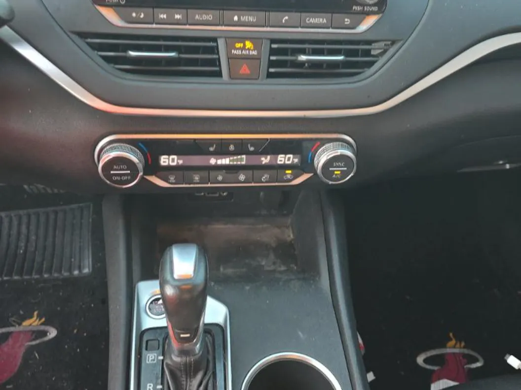 Car Image 2019 NISSAN ALTIMA