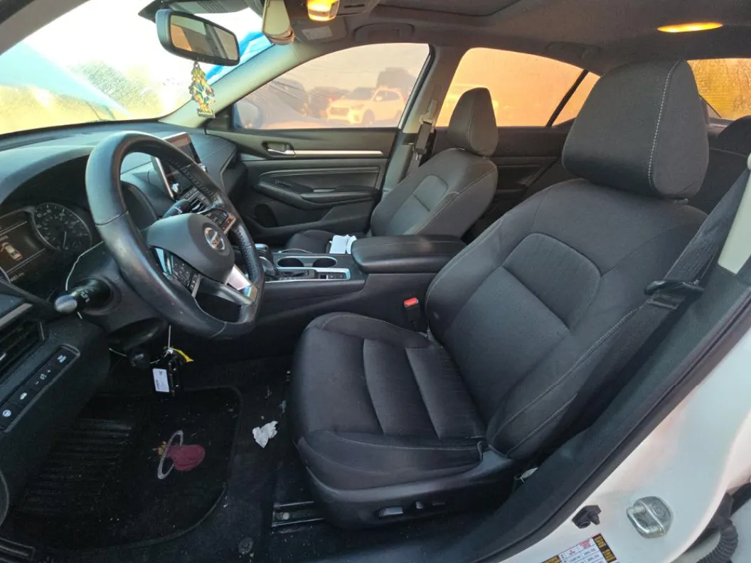 Car Image 2019 NISSAN ALTIMA