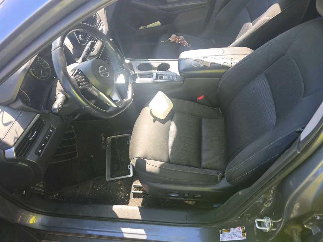 Car Image 2019 NISSAN ALTIMA