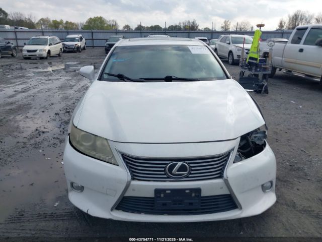 Car Image 2013 LEXUS ES