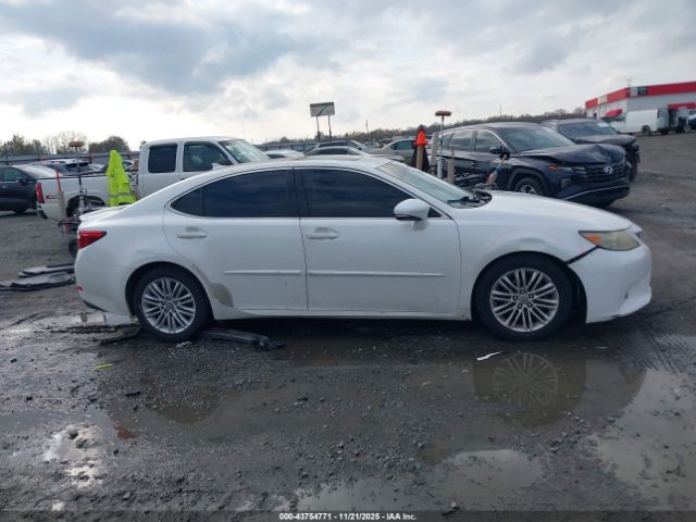 Car Image 2013 LEXUS ES
