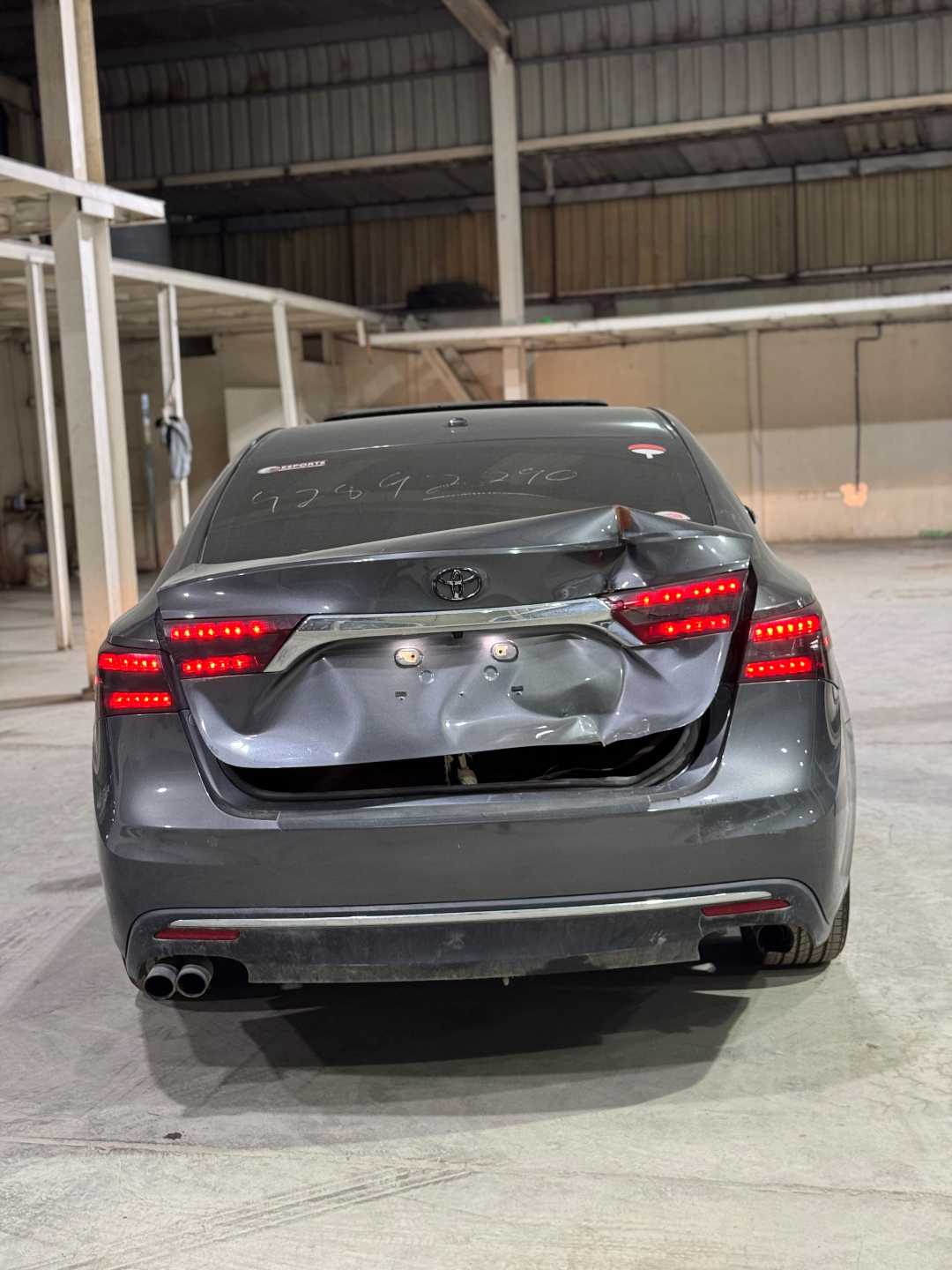 Car Image 2018 TOYOTA AVALON