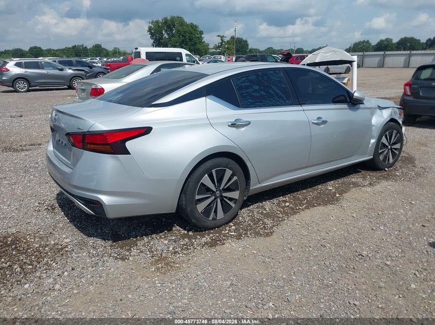Car Image 2019 NISSAN ALTIMA