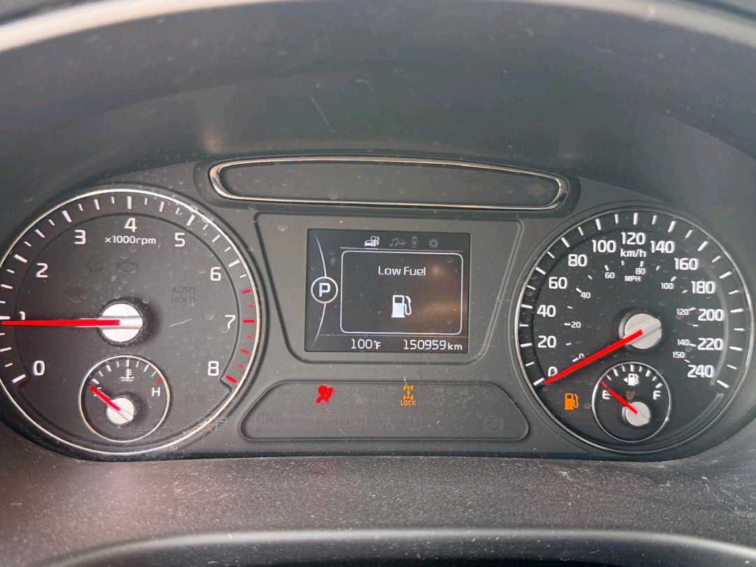 Car Image 2018 KIA SORENTO