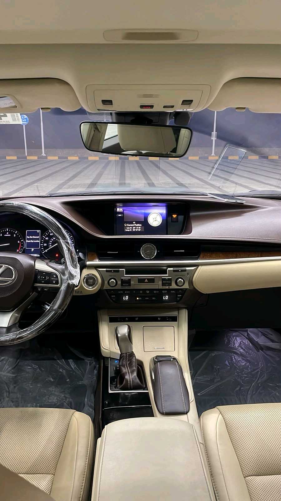 Car Image 2018 LEXUS ES 350