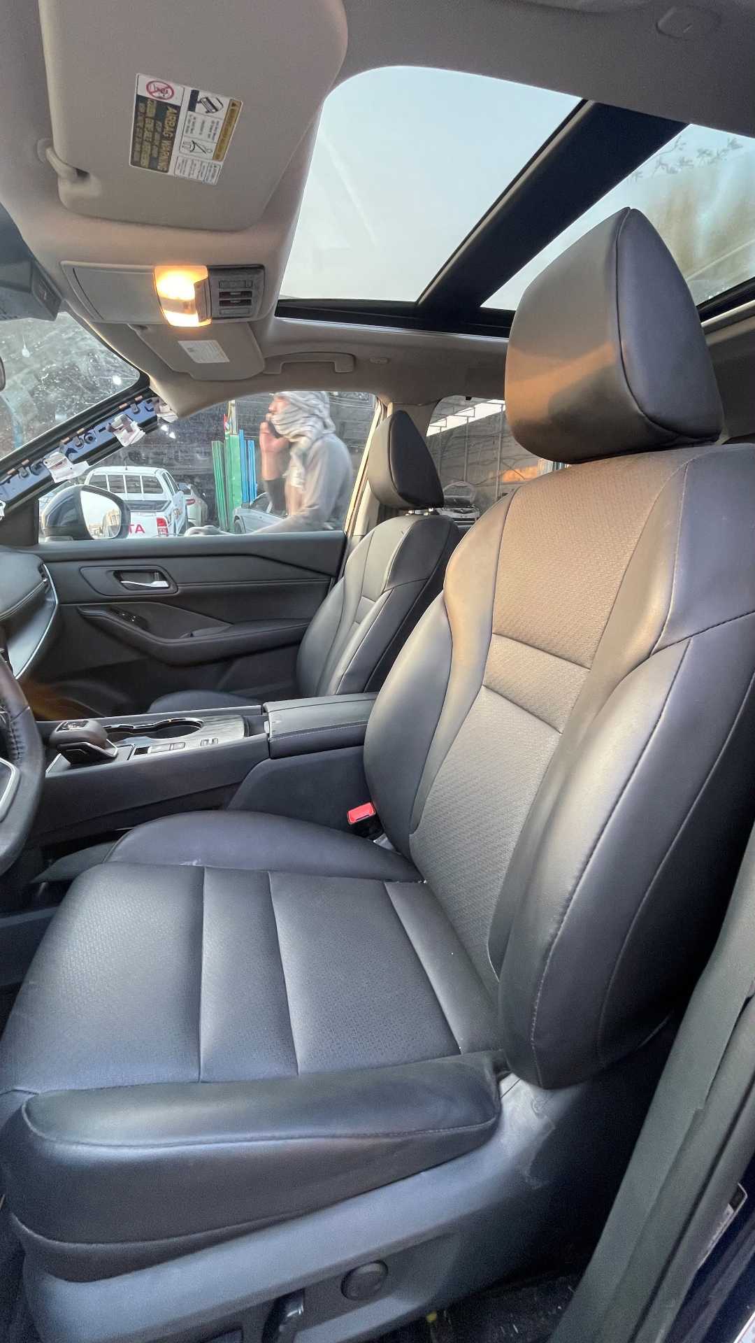 Car Image 2024 NISSAN ROGUE