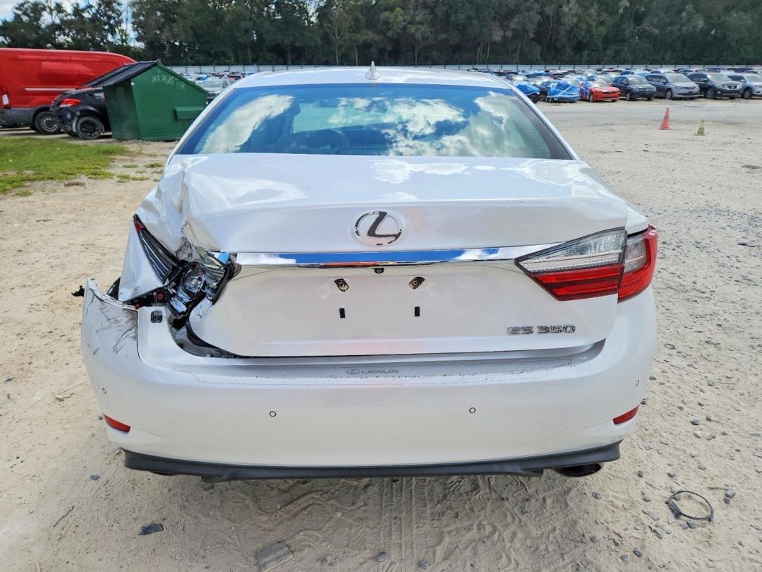 Car Image 2018 LEXUS ES