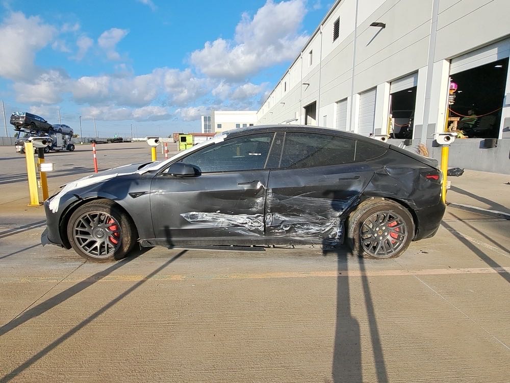 Car Image 2025 TESLA Model 3