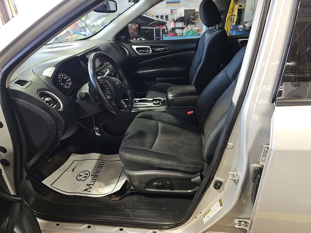 Car Image 2019 NISSAN PATHFINDER