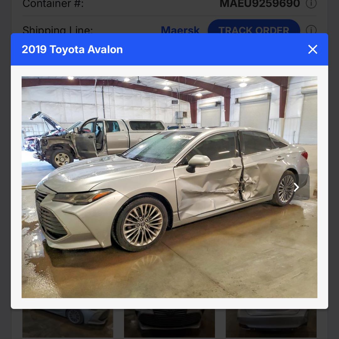 Car Image 2019 TOYOTA AVALON