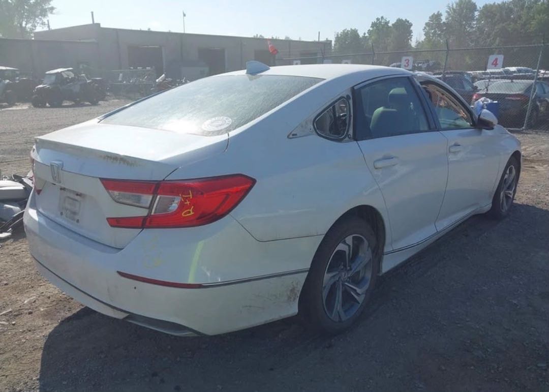 Car Image 2018 HONDA ACCORD