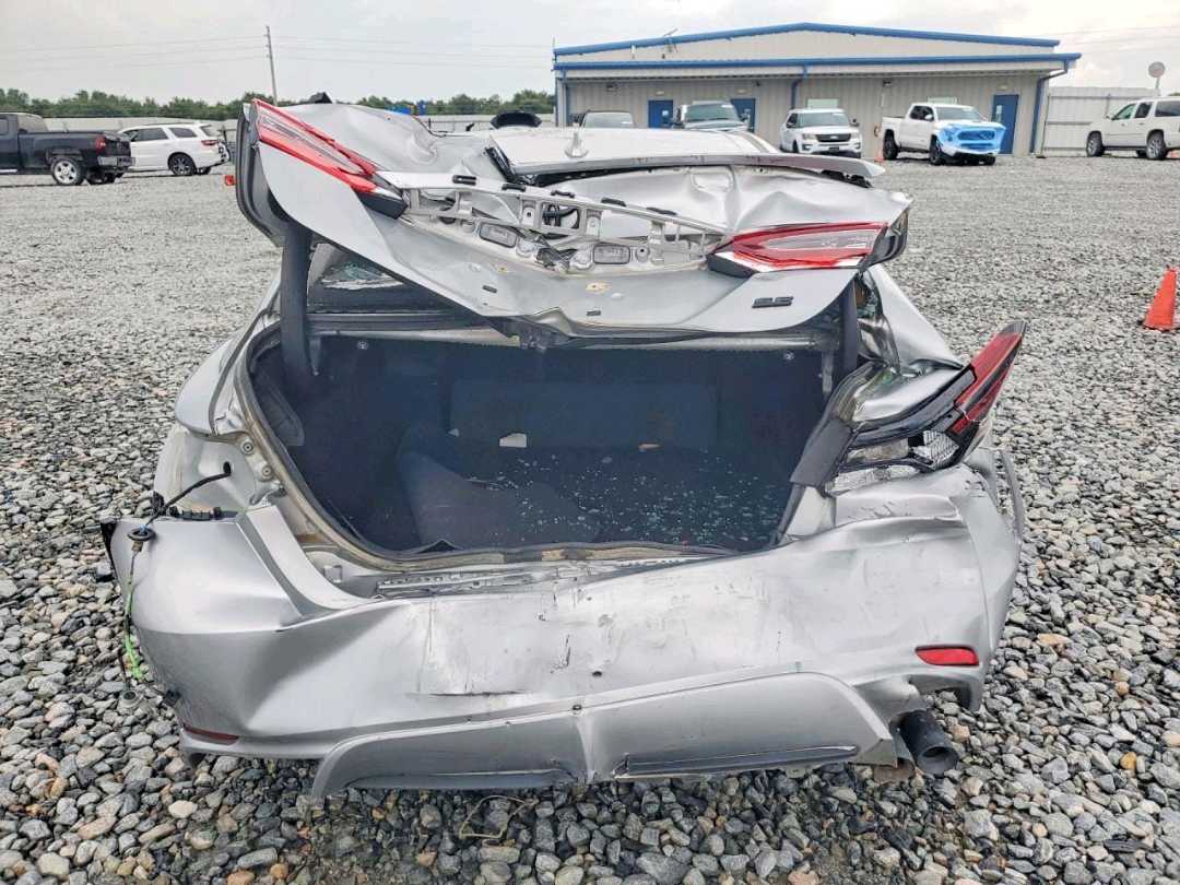 Car Image 2021 TOYOTA CAMRY