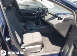 Car Image 2021 TOYOTA COROLLA