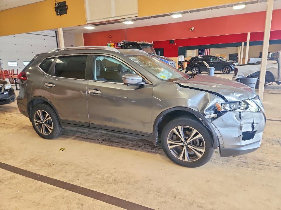 Car Image 2019 NISSAN ROGUE