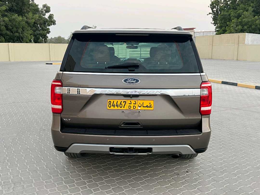 Car Image 2019 FORD EXPEDITION 