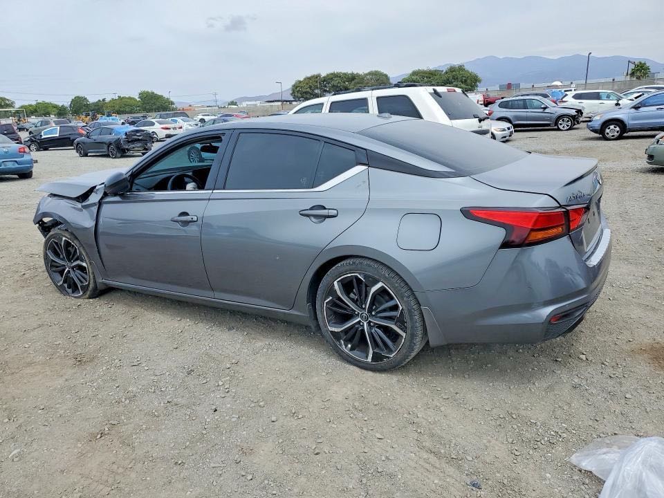 Car Image 2023 NISSAN ALTIMA
