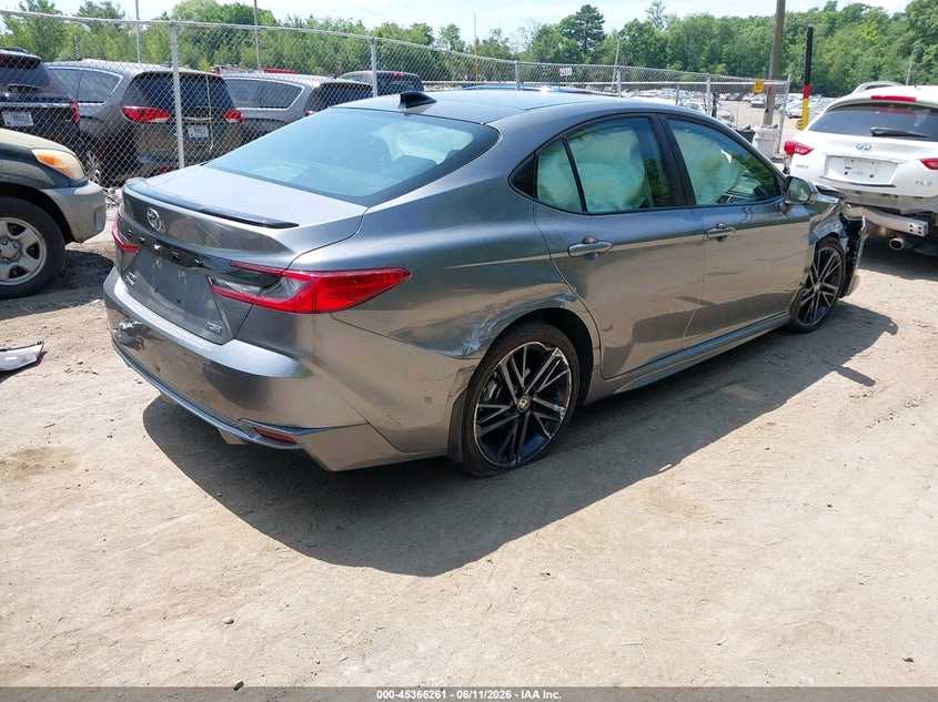 Car Image 2025 TOYOTA CAMRY
