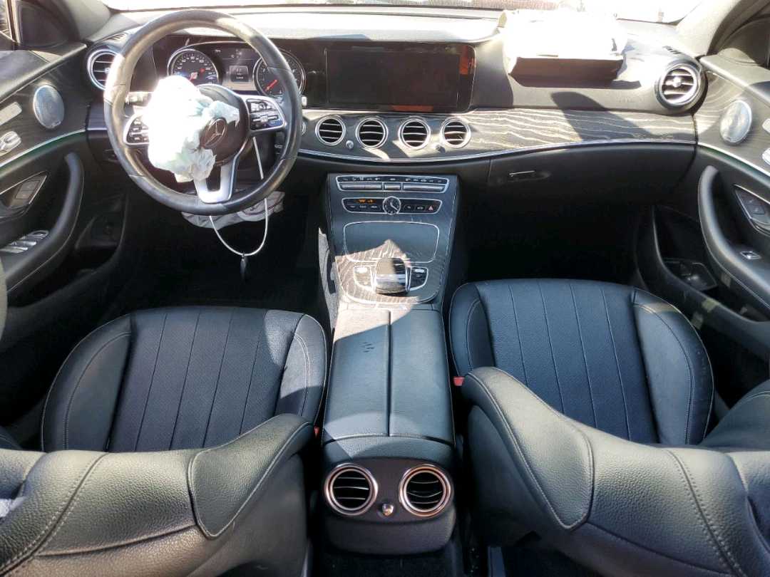 Car Image 2019 MERCEDES E Class