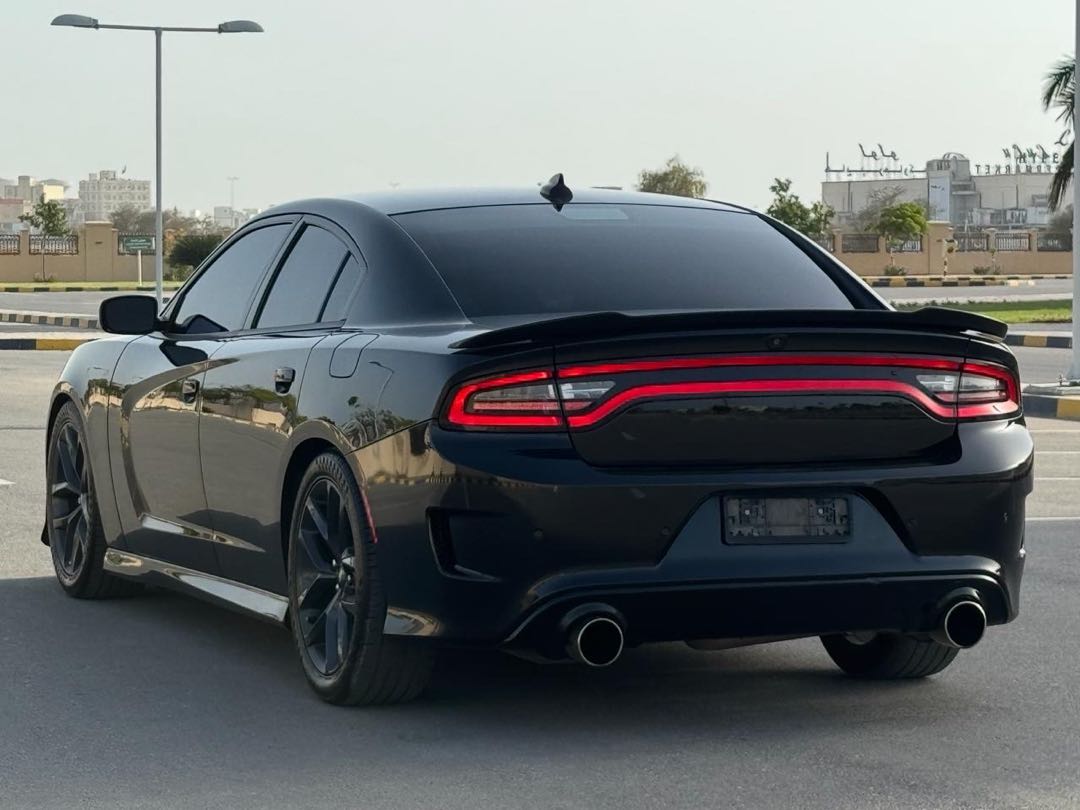 Car Image 2019 DODGE CHARGER R/T
