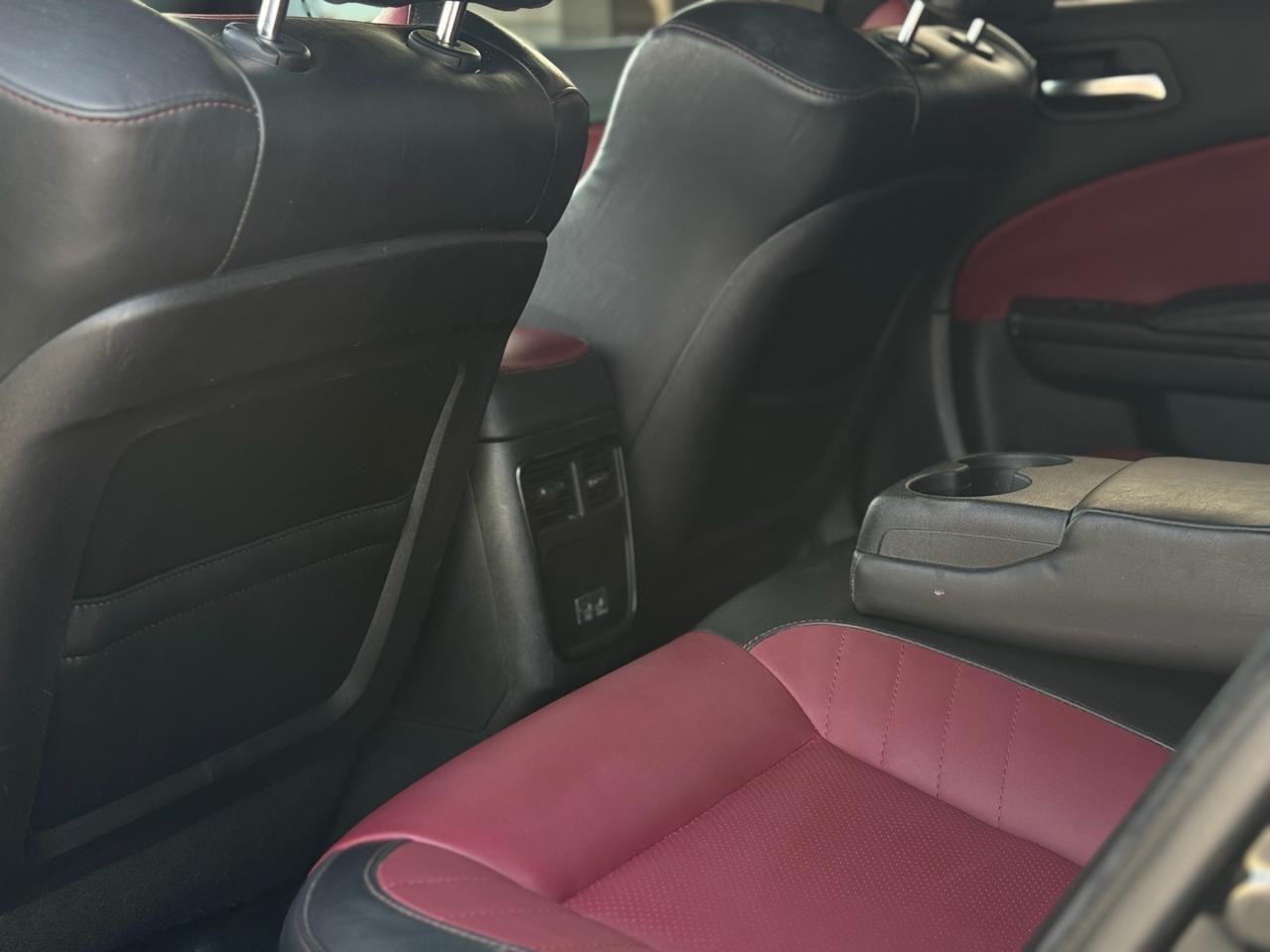 Car Image 2019 DODGE CHARGER R/T