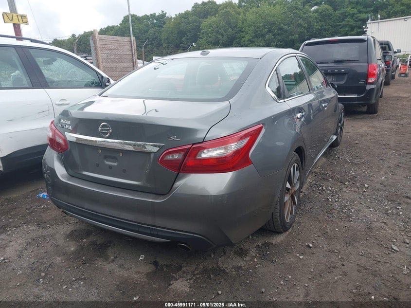 Car Image 2018 NISSAN ALTIMA