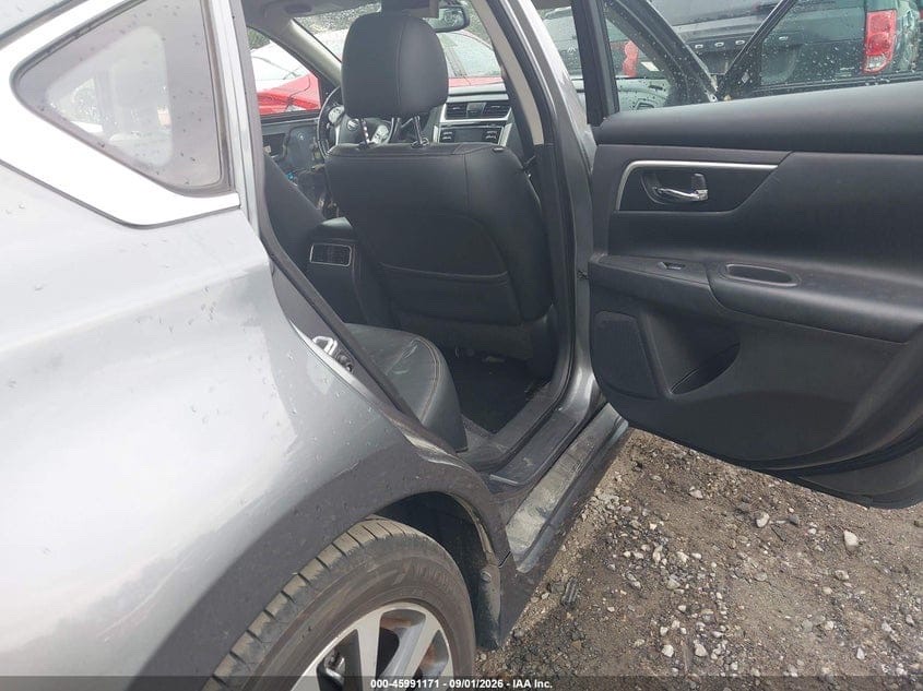 Car Image 2018 NISSAN ALTIMA