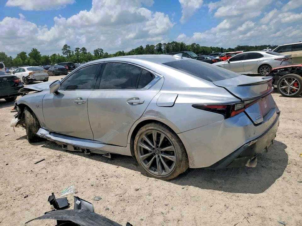 Car Image 2021 LEXUS IS