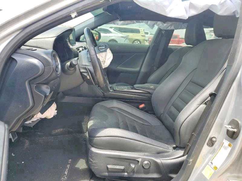 Car Image 2021 LEXUS IS