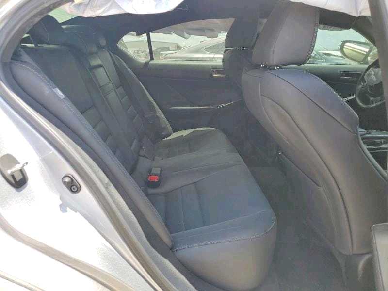 Car Image 2021 LEXUS IS