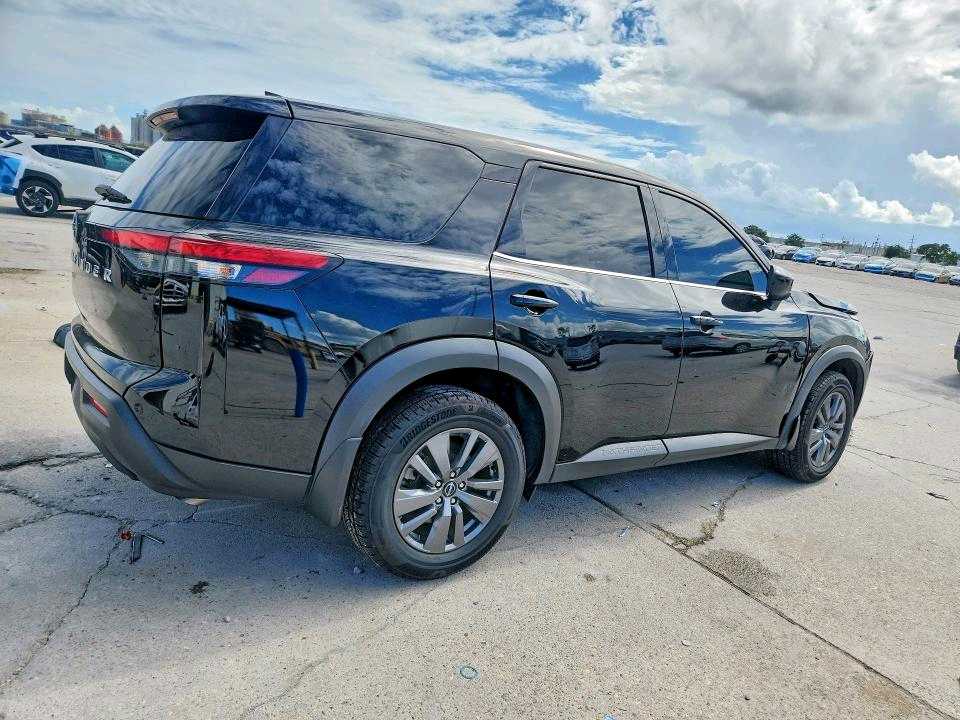 Car Image 2024 NISSAN PATHFINDER