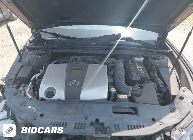Car Image 2019 LEXUS ES