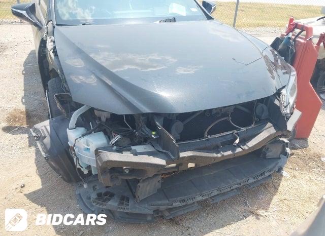 Car Image 2019 LEXUS ES