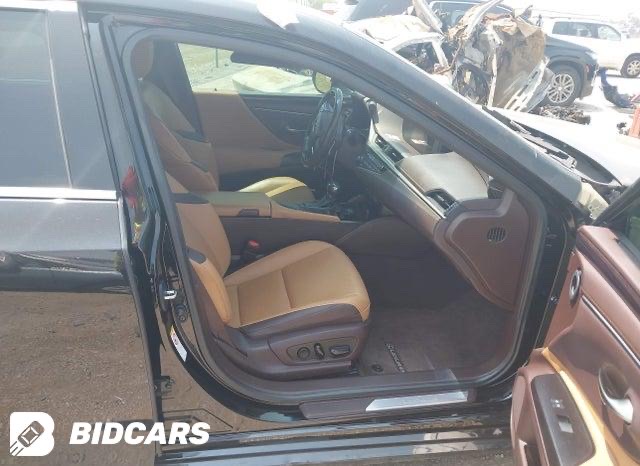 Car Image 2019 LEXUS ES