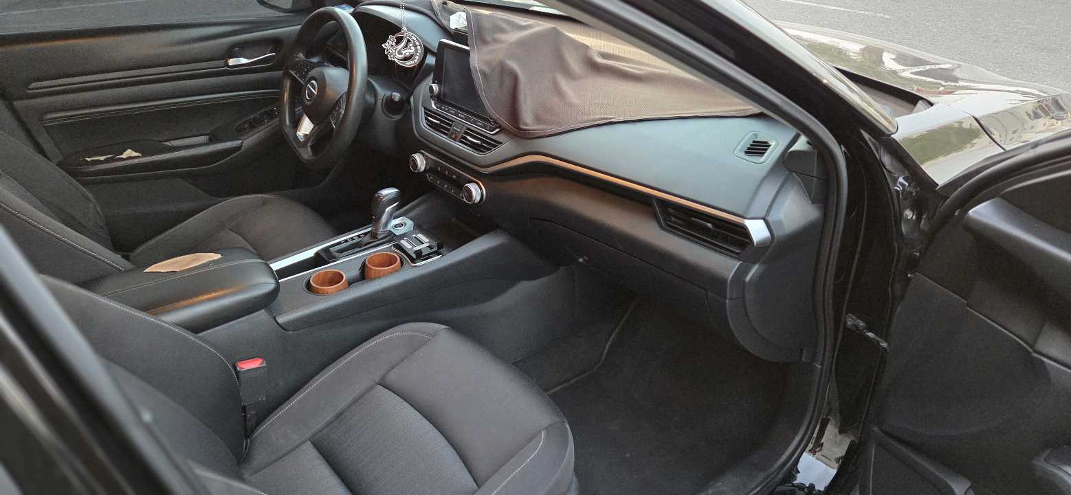 Car Image 2019 NISSAN ALTIMA S