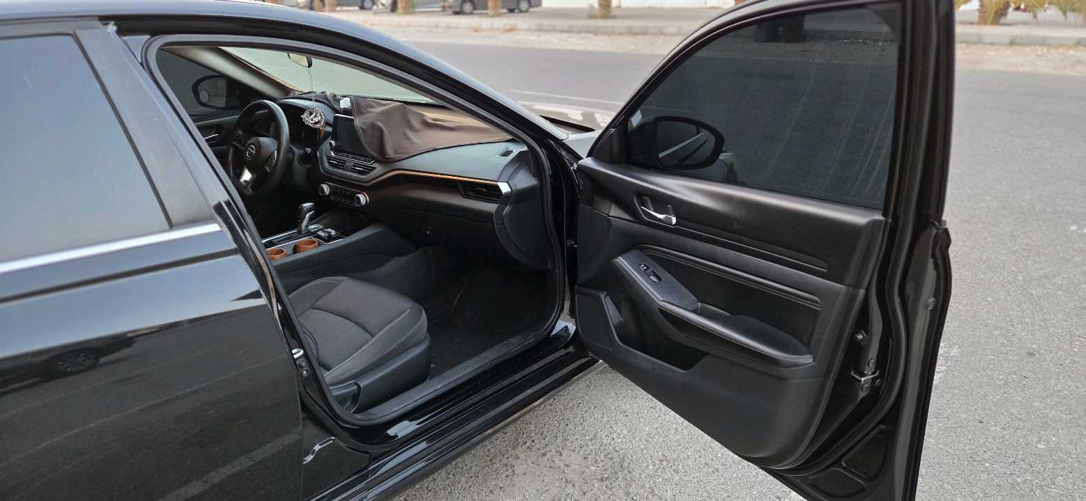 Car Image 2019 NISSAN ALTIMA S