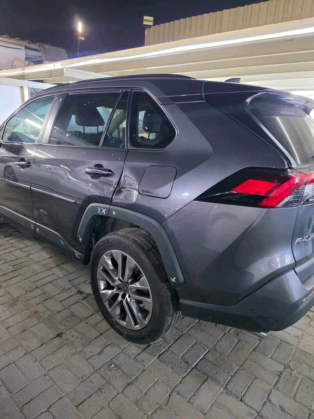 Car Image 2022 TOYOTA RAV4