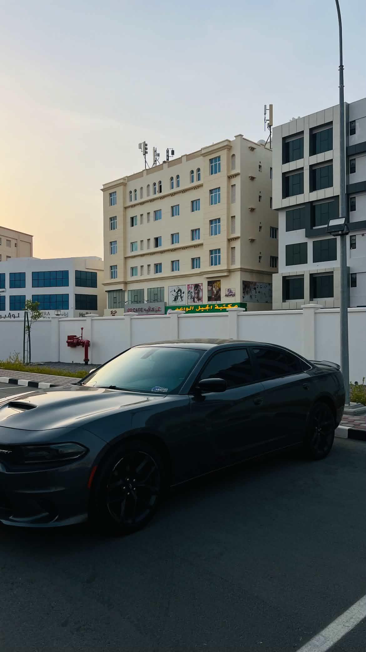 Car Image 2019 DODGE CHARGER SXT