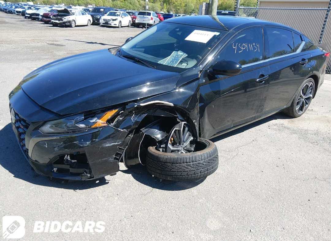 NISSAN ALTIMA SR 2024