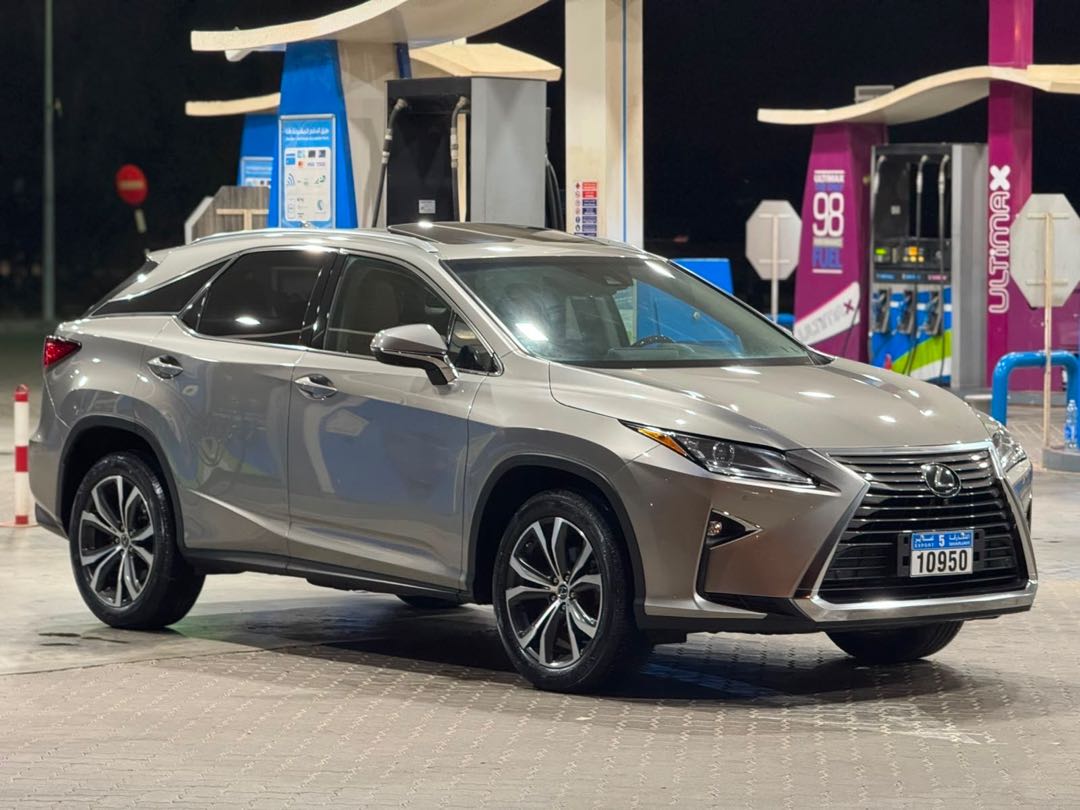 Car Image 2019 LEXUS RX 350