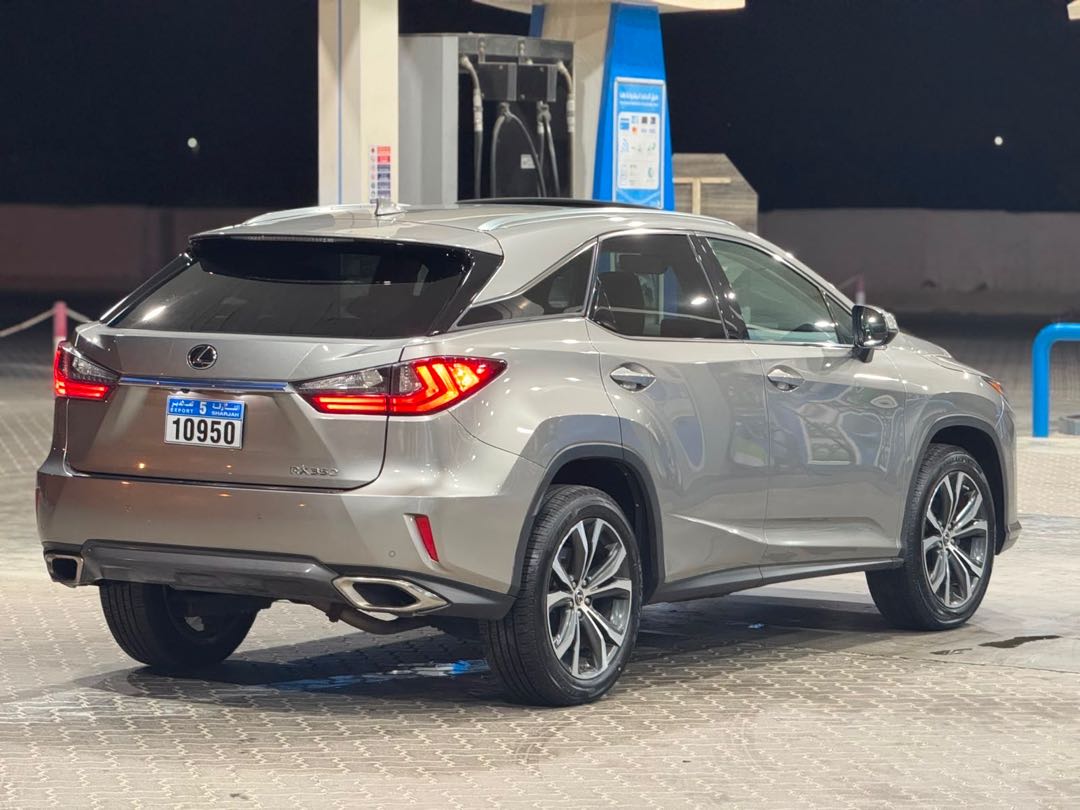 Car Image 2019 LEXUS RX 350
