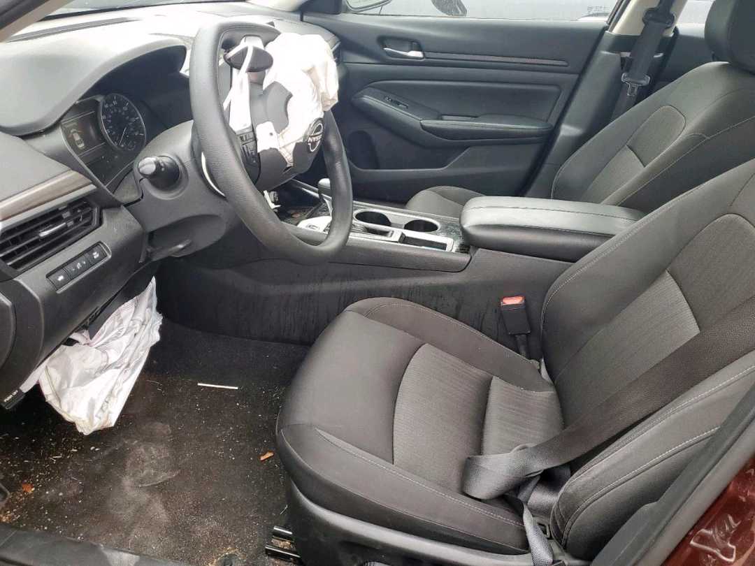 Car Image 2024 NISSAN ALTIMA