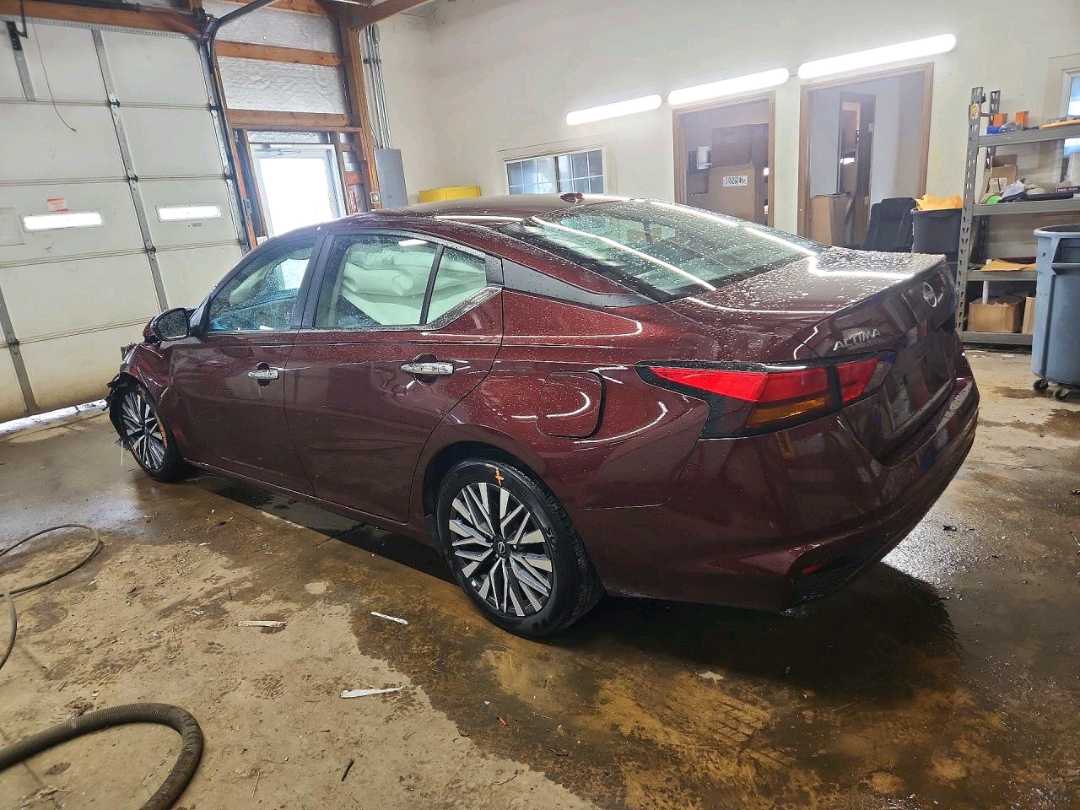 Car Image 2025 NISSAN ALTIMA
