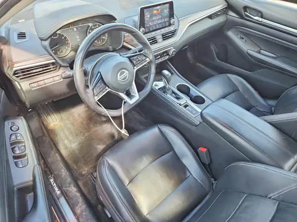 Car Image 2019 NISSAN ALTIMA